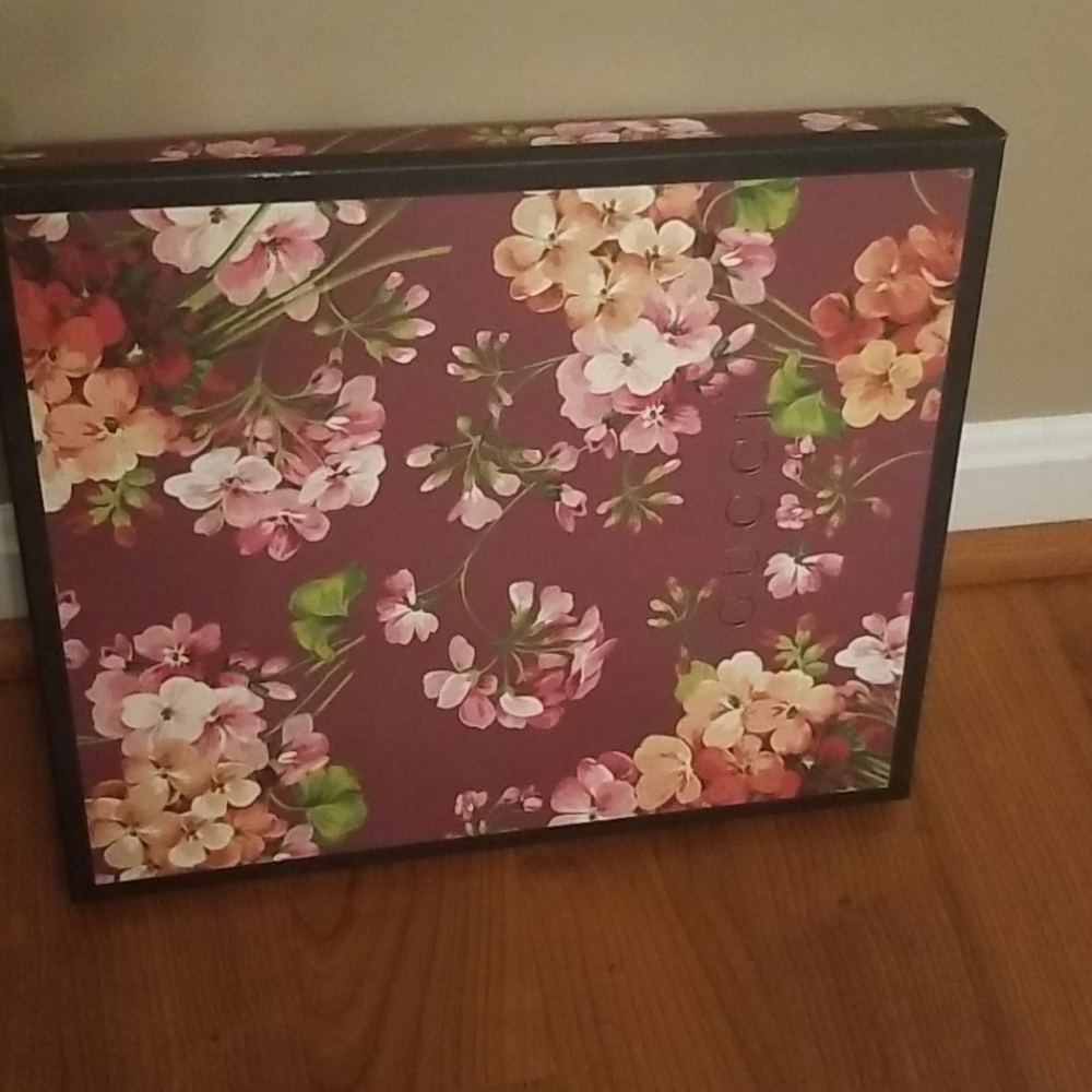 Gucci Authentic Floral Box - Picture 6 of 7